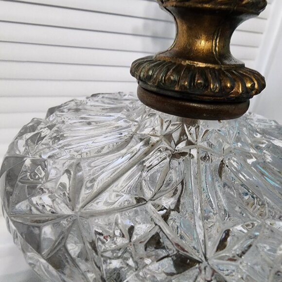 Antique brass, marble and glass table lamp - Picture 5 of 8